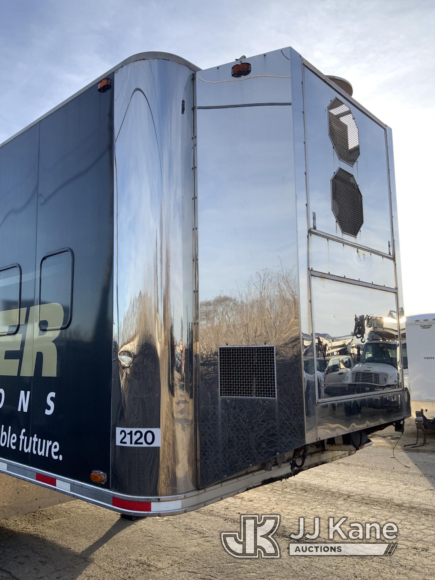 (South Beloit, IL) 1997 Competition Trailers T/A Race Transporter Enclosed Trailer Generator, Runs,
