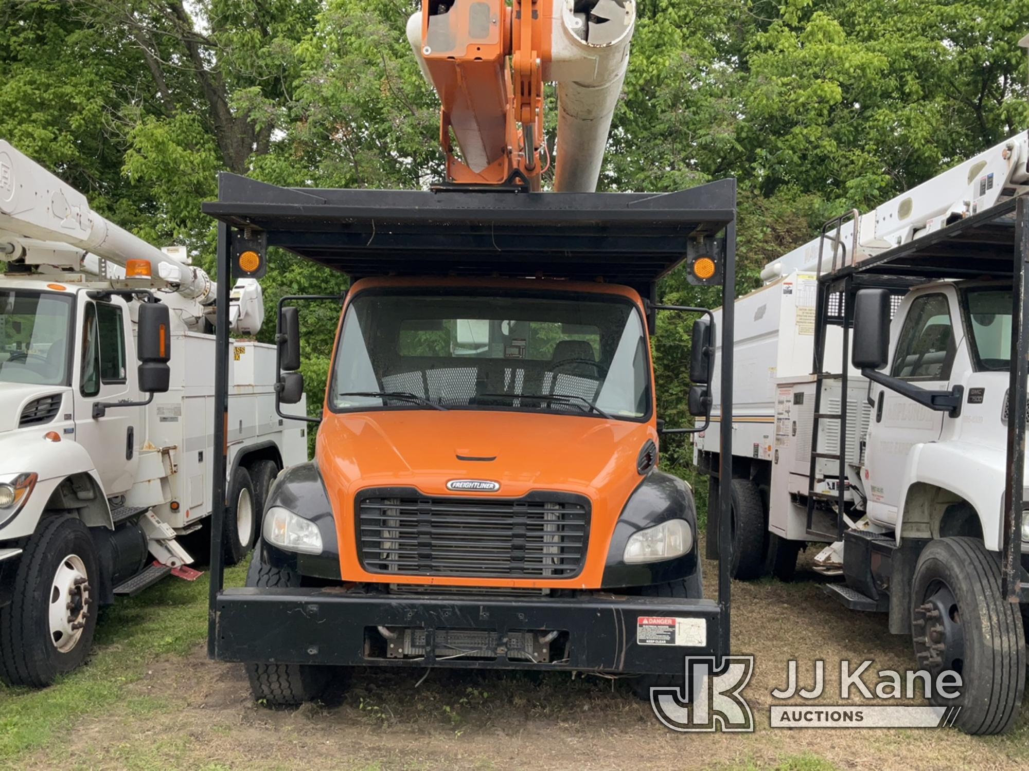 (Florence, SC) Altec LRV57RM, Over-Center Bucket Truck rear mounted on 2011 Freightliner M2 106 Flat