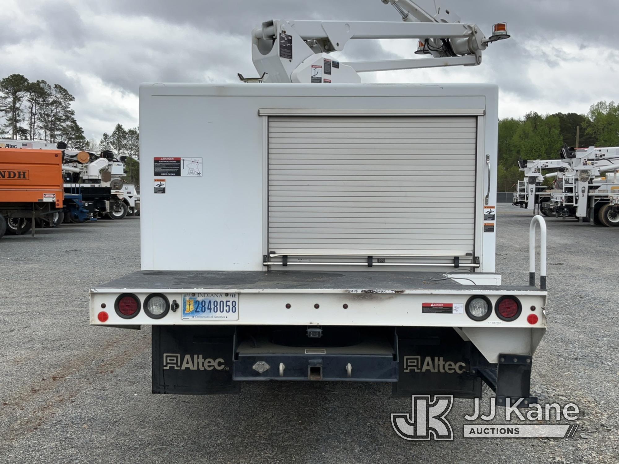 (China Grove, NC) Altec AT248F, Articulating & Telescopic Non-Insulated Bucket Truck center mounted