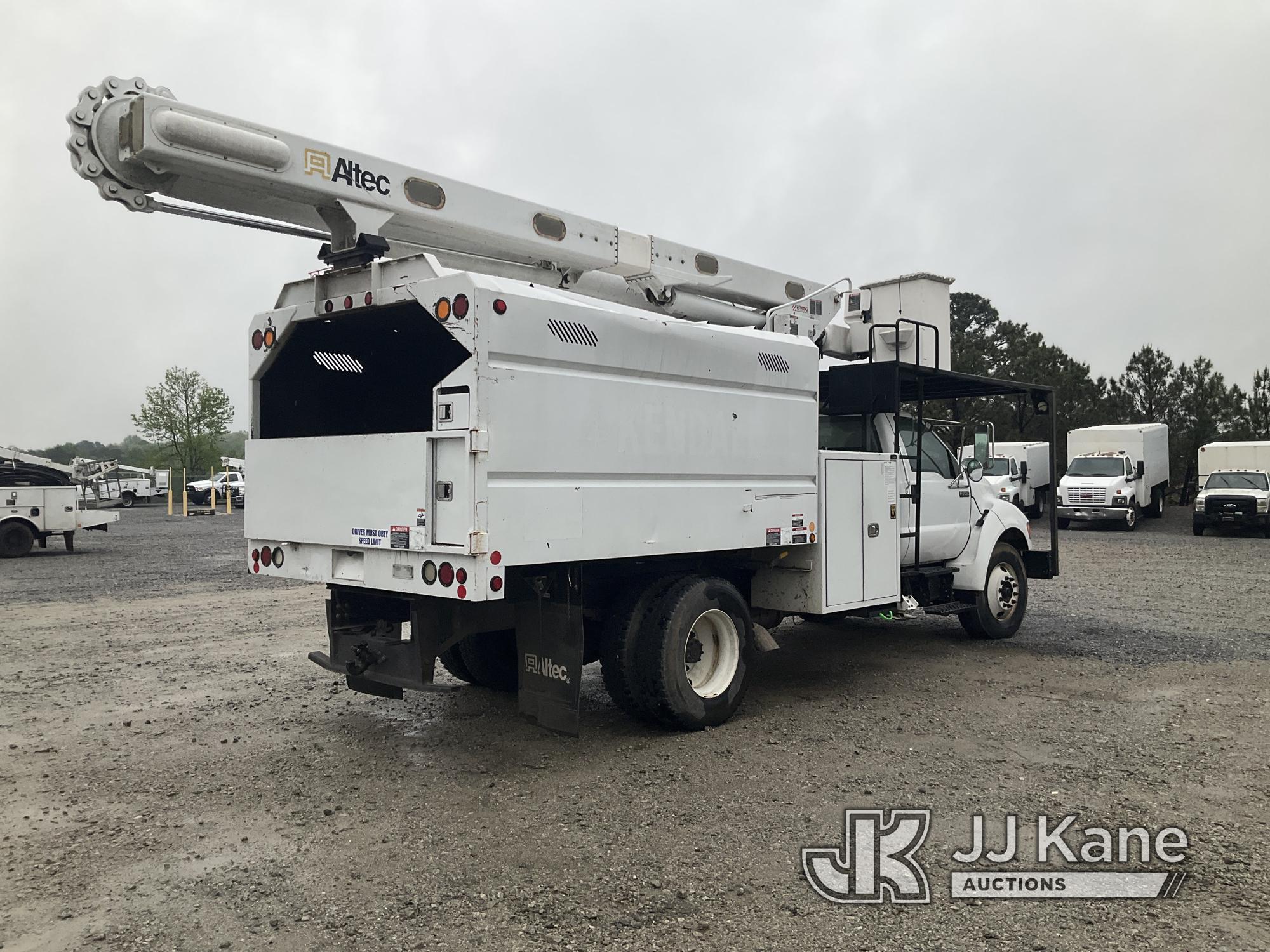 (Villa Rica, GA) Altec LR756, Over-Center Bucket Truck mounted behind cab on 2015 Ford F750 Chipper