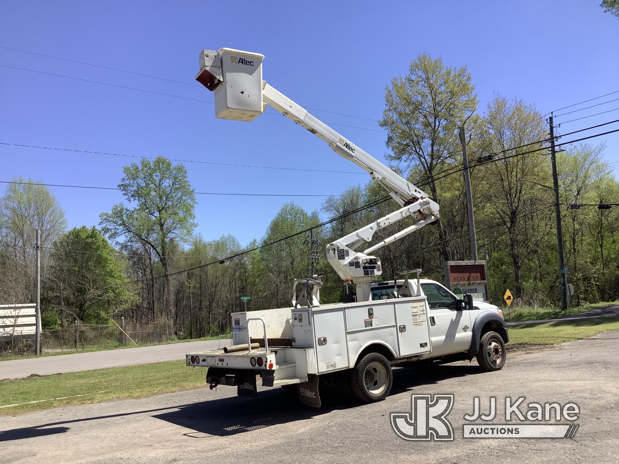 (Graysville, AL) Altec AT40G, Articulating & Telescopic Bucket Truck mounted behind cab on 2016 Ford