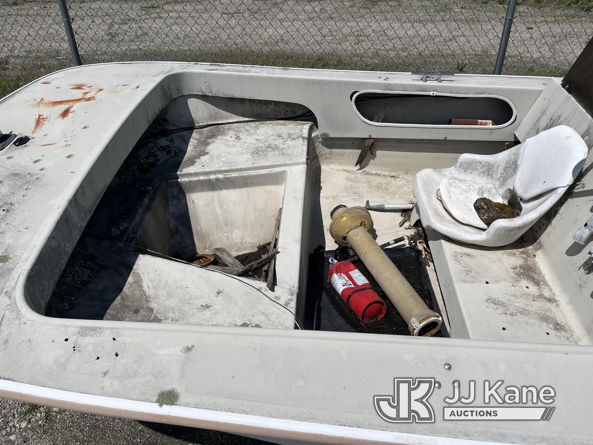 (Chester, VA) 1979 Boston Whaler 17ft Boat No Title) (PARTS ONLY