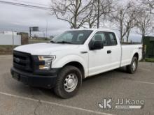 2017 Ford F150 4x4 Extended-Cab Pickup Truck Runs & Moves, Small Chip on Windshield (Drivers Side)