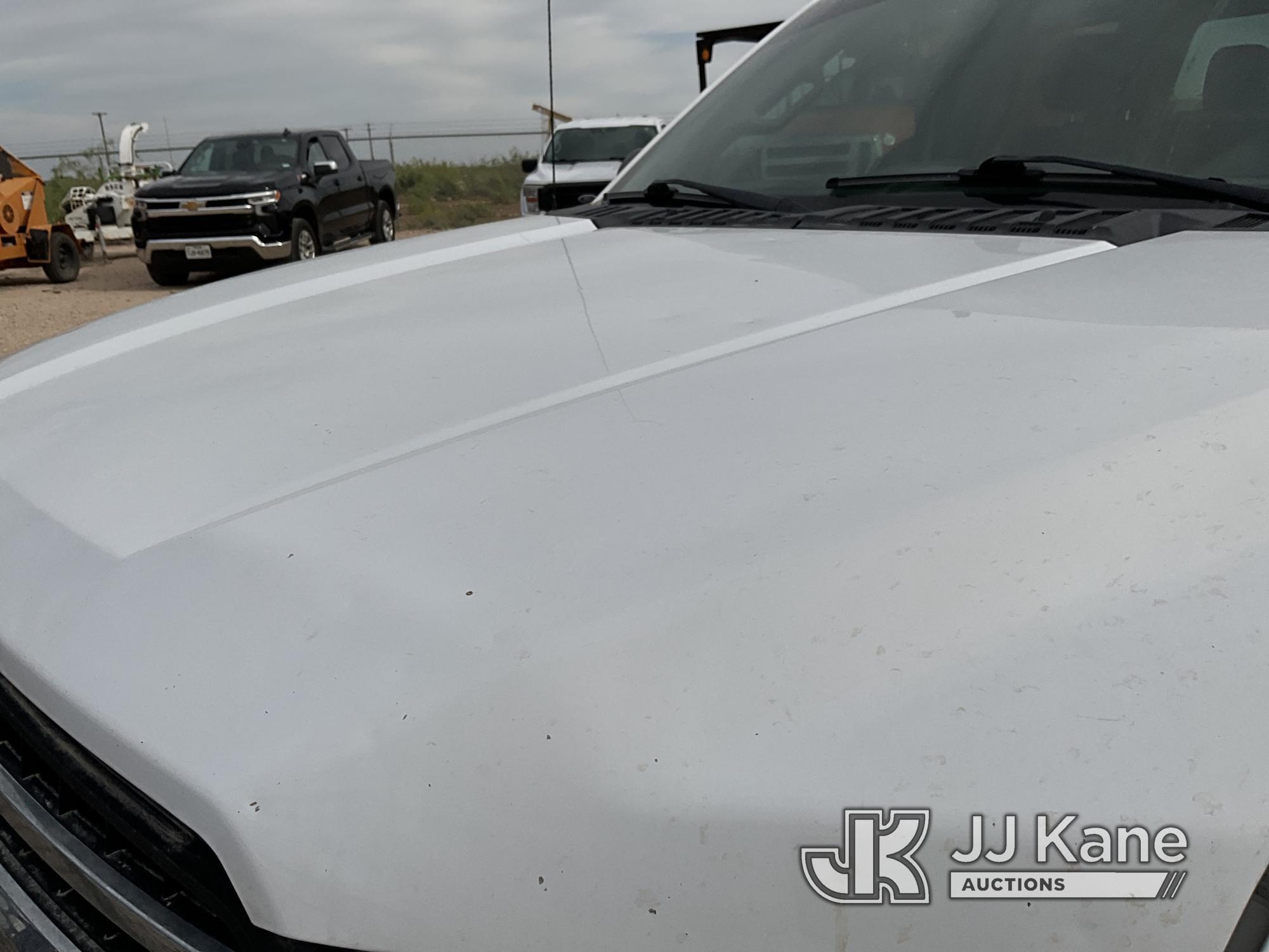 (Odessa, TX) 2019 Ford King Ranch F150 4x4 Crew-Cab Pickup Truck Runs & Moves) (Hail Damage