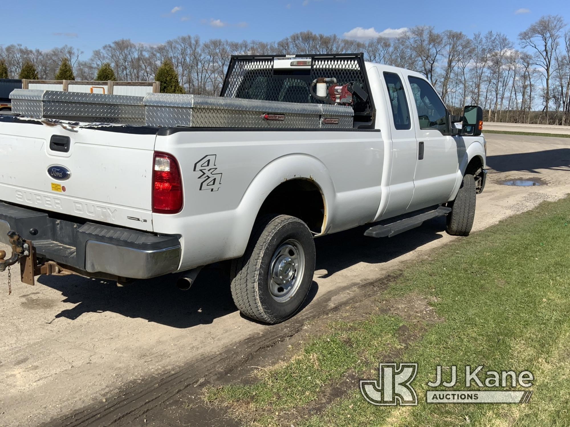 (South Beloit, IL) 2015 Ford F250 4x4 Extended-Cab Pickup Truck Runs, Moves, Check Engine Light On