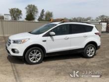 2018 Ford Escape 4x4 4-Door Sport Utility Vehicle Runs & Moves) (Check Engine Light On, Cracked Wind