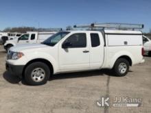 2017 Nissan Frontier Extended-Cab Pickup Truck Runs &  Moves) (Body Damage, Paint Damage