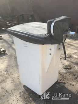 (Des Moines, IA) Altec Bucket with Liner and Cover 28in x 28in area 3ft 8in tall NOTE: This unit is