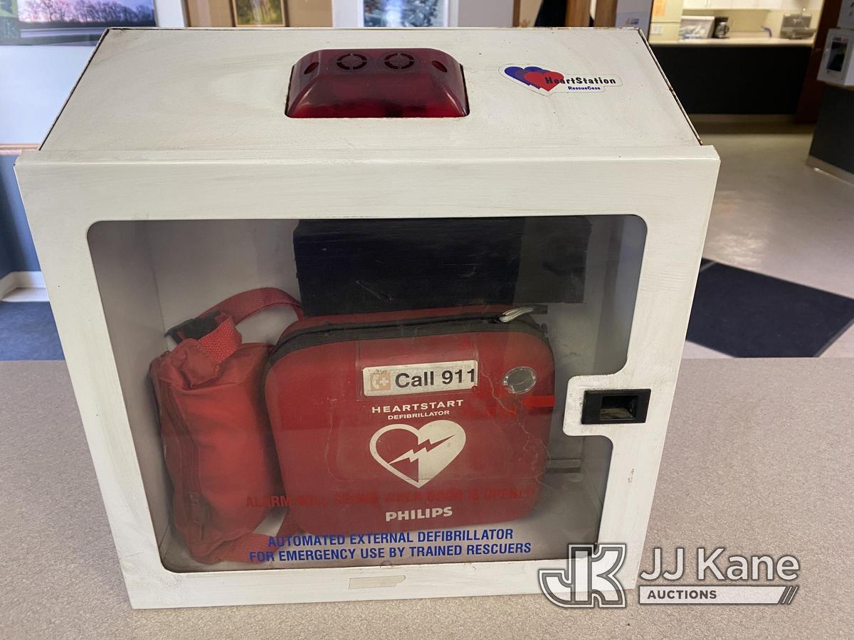 (South Beloit, IL) Heartstart Automated External Defibrillator with Heart Station Rescue Case (Power