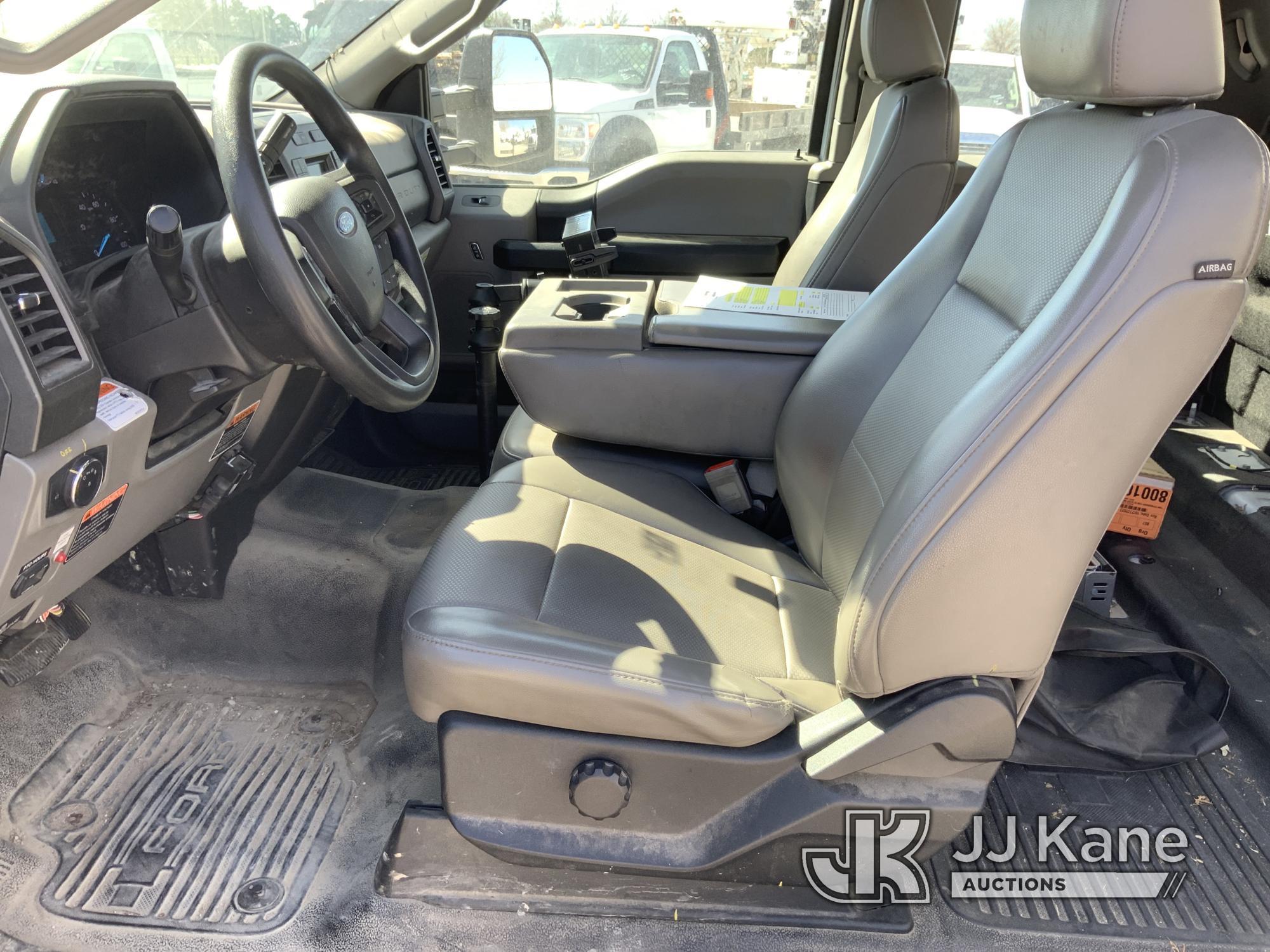 (Kansas City, MO) 2019 Ford F-550 Extended-Cab Mechanics Service Truck Runs & Moves) (Rust Damage, W