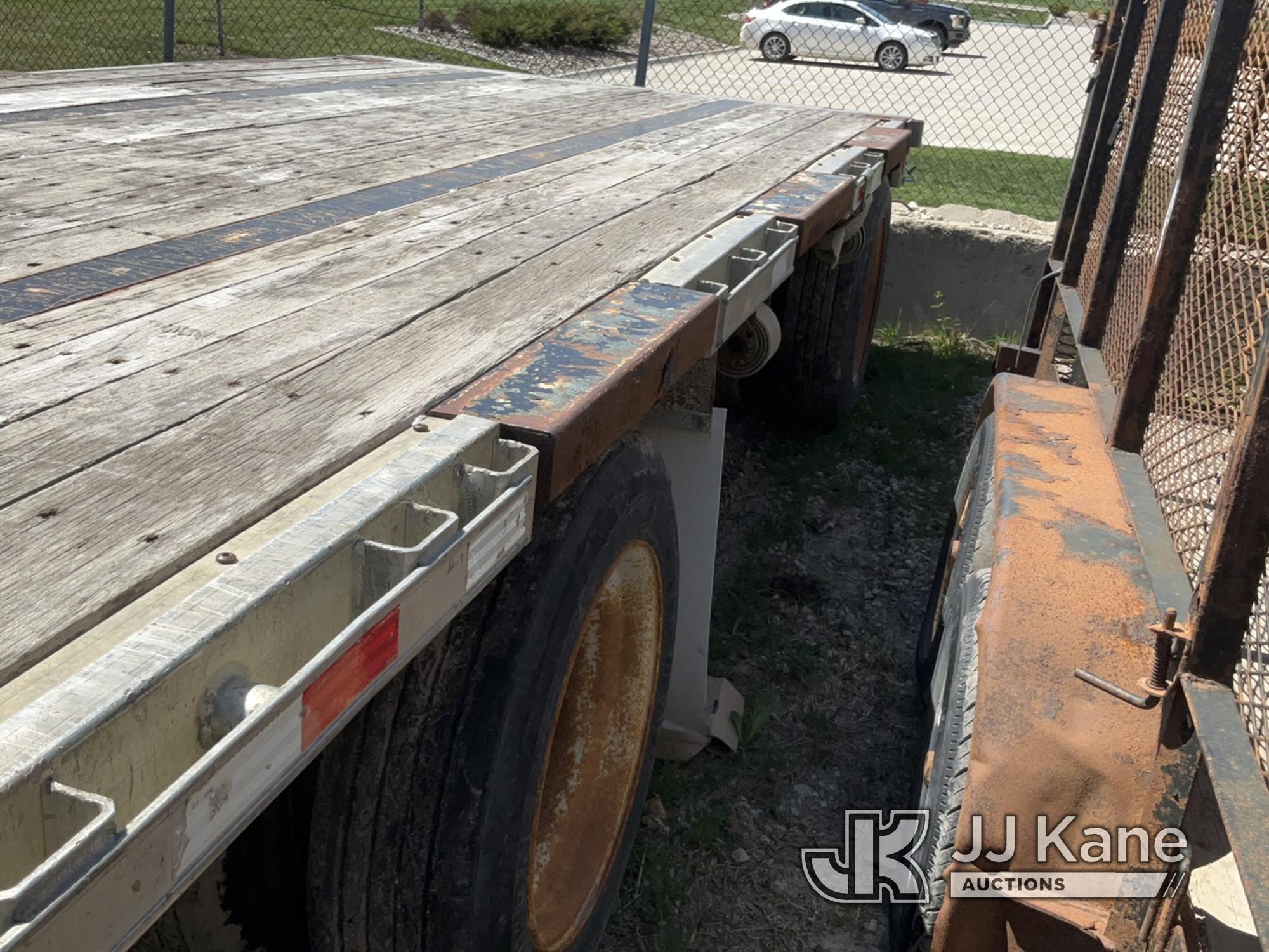 (Des Moines, IA) 2009 Great Dane 50ft GPD-0024-00099 Drop-Deck Flatbed Trailer Seller States: Will N