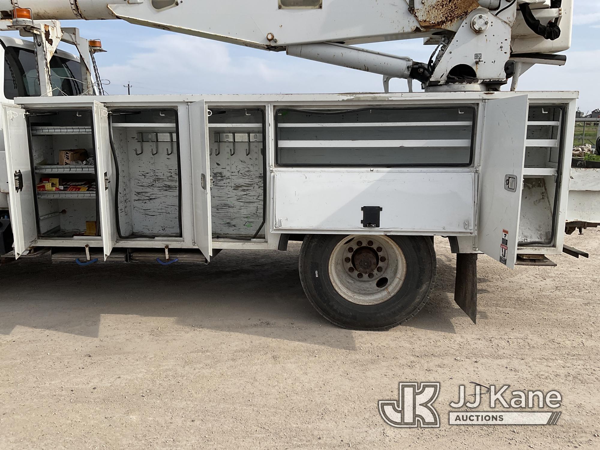 (Corpus Christi, TX) Altec AA755-MH, Material Handling Bucket Truck rear mounted on 2013 Ford F750 U