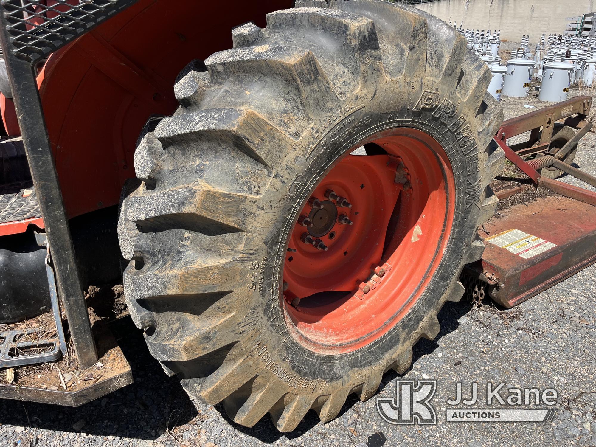 (Farmerville, LA) Kubota M9960 Utility Tractor Runs, Moves & Operates) (Body Damage