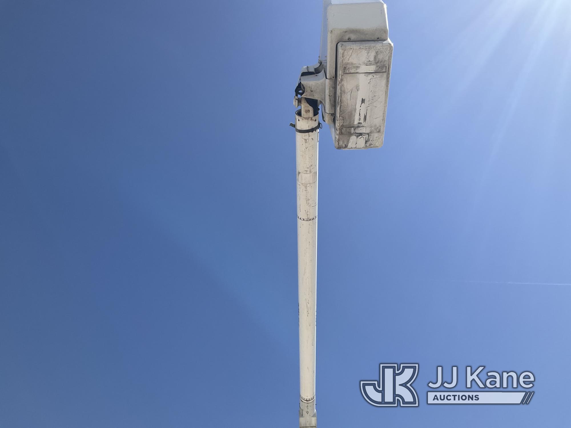 (Kansas City, MO) Altec AA755-P, Bucket rear mounted on 2013 Freightliner M2 106 4x4 Utility Truck R