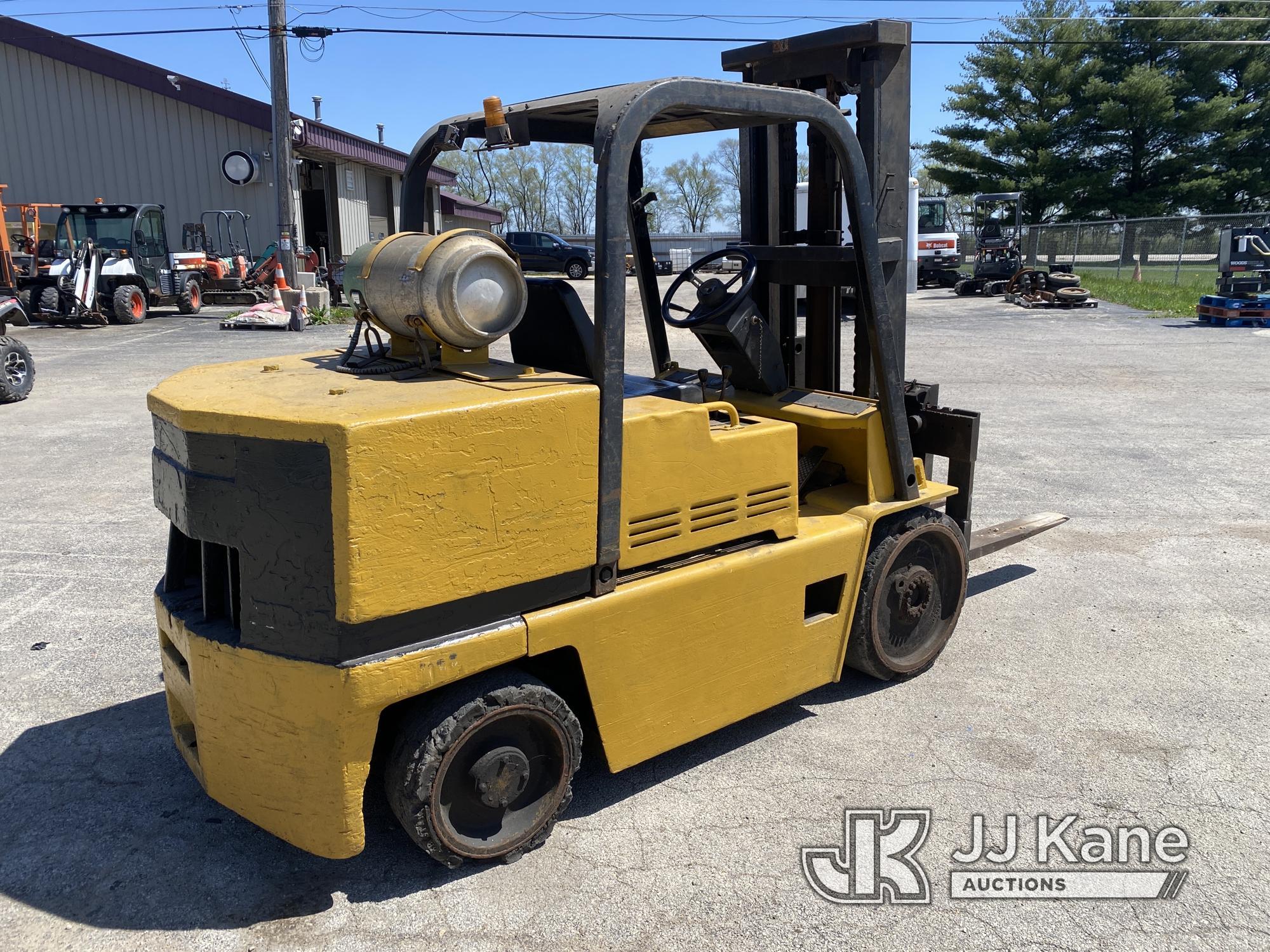 (South Beloit, IL) 1999 Caterpillar T150D Solid Tired Forklift Runs & Moves
