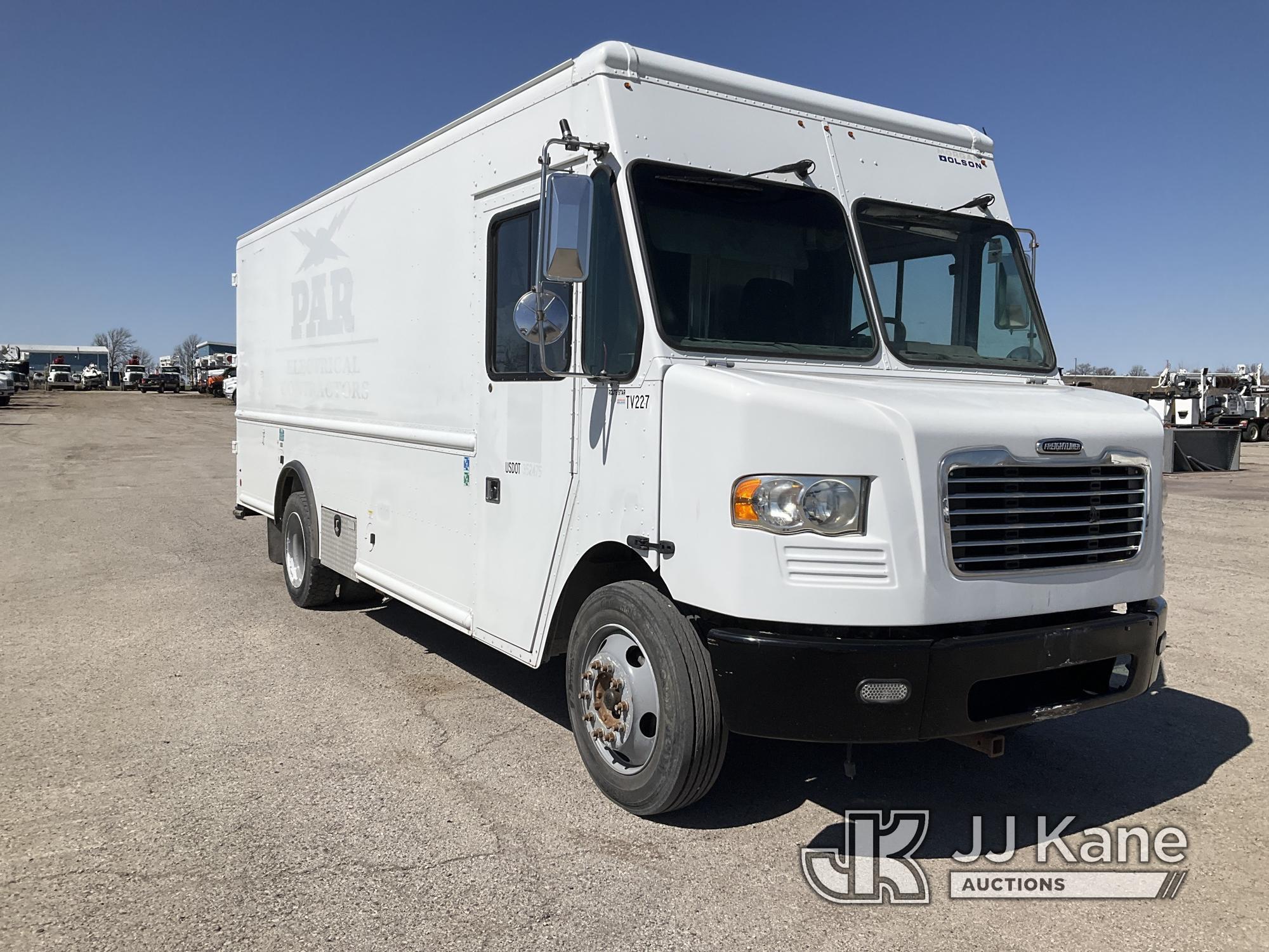 (Kansas City, MO) 2015 FREIGHTLINER MT45 Step Van Runs & Moves) (Jump to Start, Over Drive Is Out