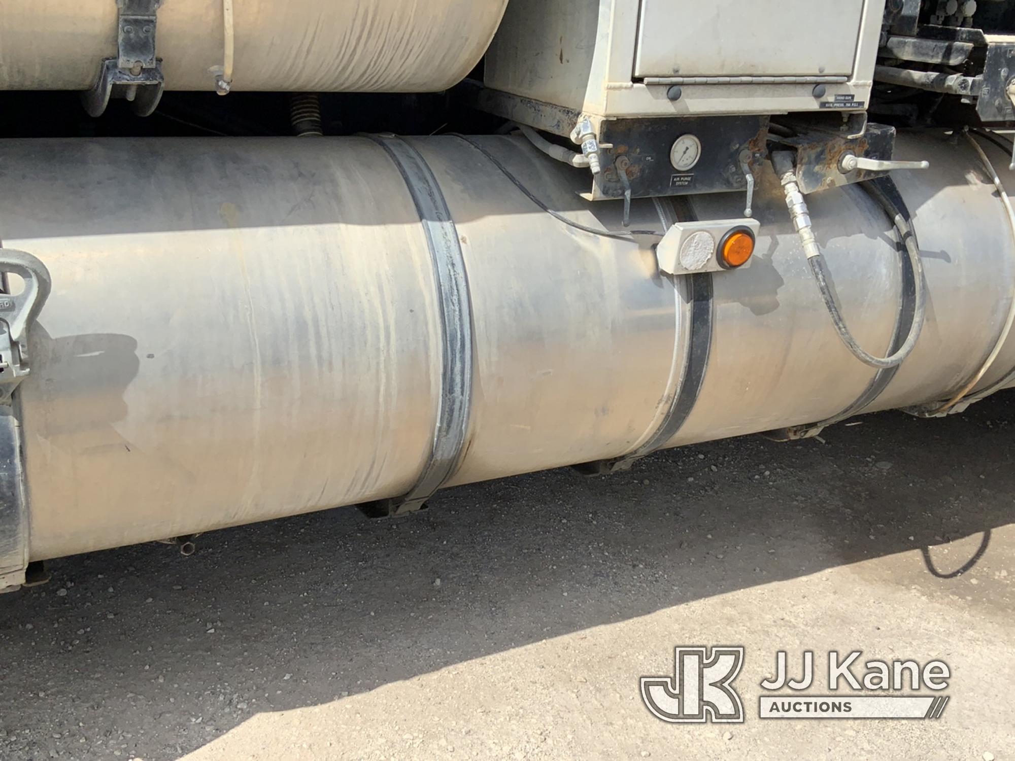 (Hampshire, IL) Vactor 2113-824-18, Vactor/Sewer & Jet Rodder System mounted on 2005 Sterling Acterr