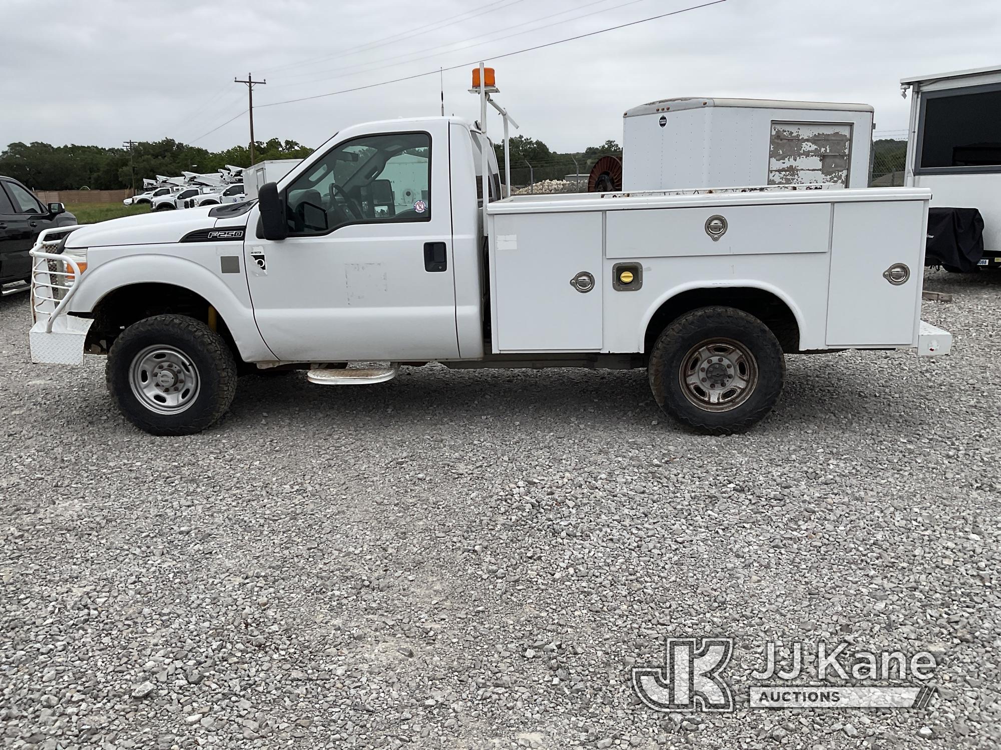 (Johnson City, TX) 2012 Ford F250 4x4 Service Truck, , Cooperative owned and maintained Runs and Mov