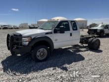 2015 Ford F550 4x4 Extended-Cab & Chassis Runs and Moves, Check Engine Light On, Engine Tick, Brakes