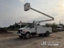 HiRanger 5FC-55, Bucket mounted behind cab on 2001 Ford F750 Utility Truck Runs, Moves & Upper Opera