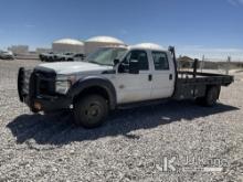 2014 Ford F550 4x4 Crew-Cab Flatbed Truck Runs and Moves, Oil Change Notification On, Paint/Body Dam