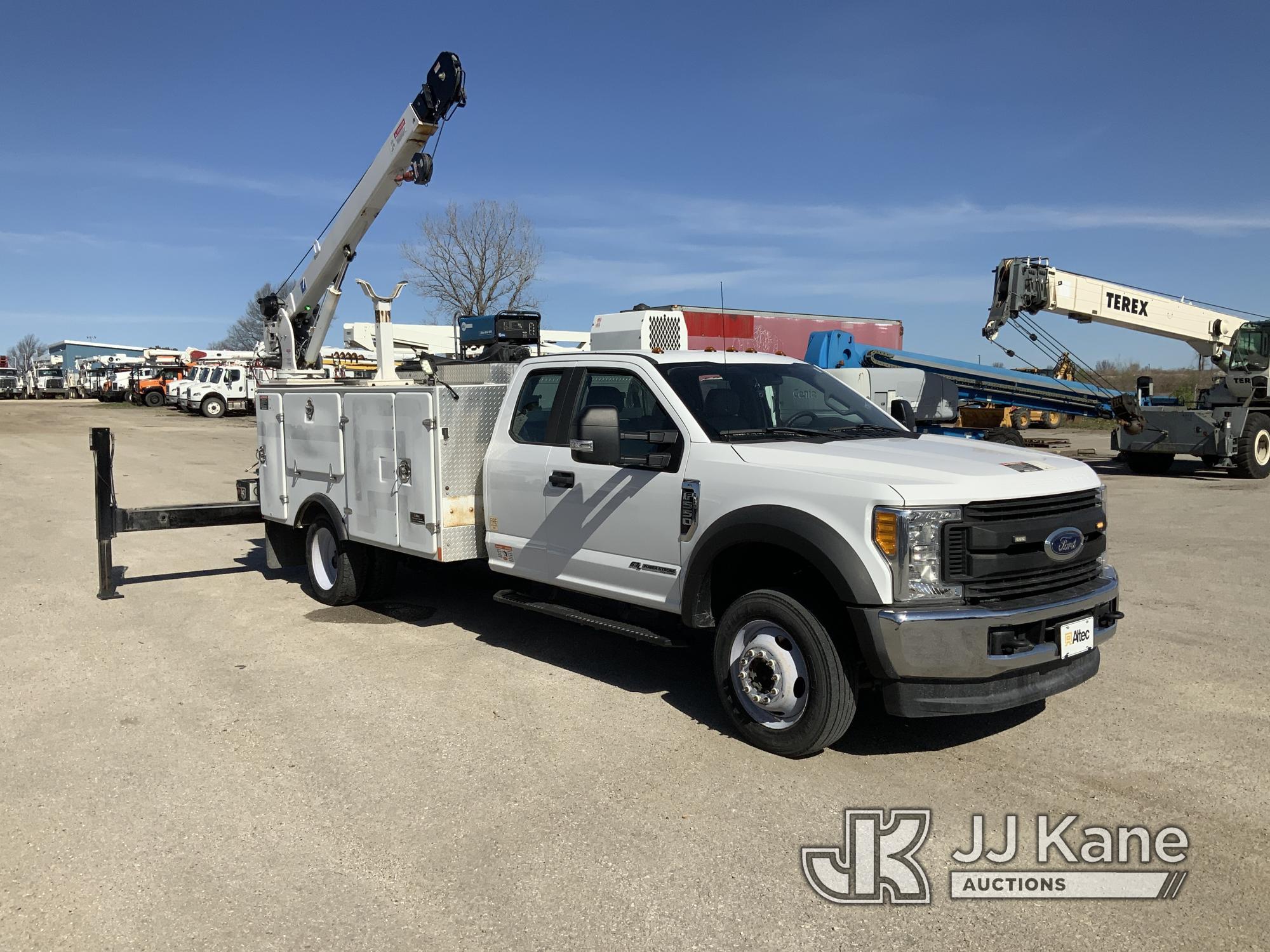 (Kansas City, MO) 2019 Ford F550 Extended-Cab Mechanics Service Truck Runs & Moves