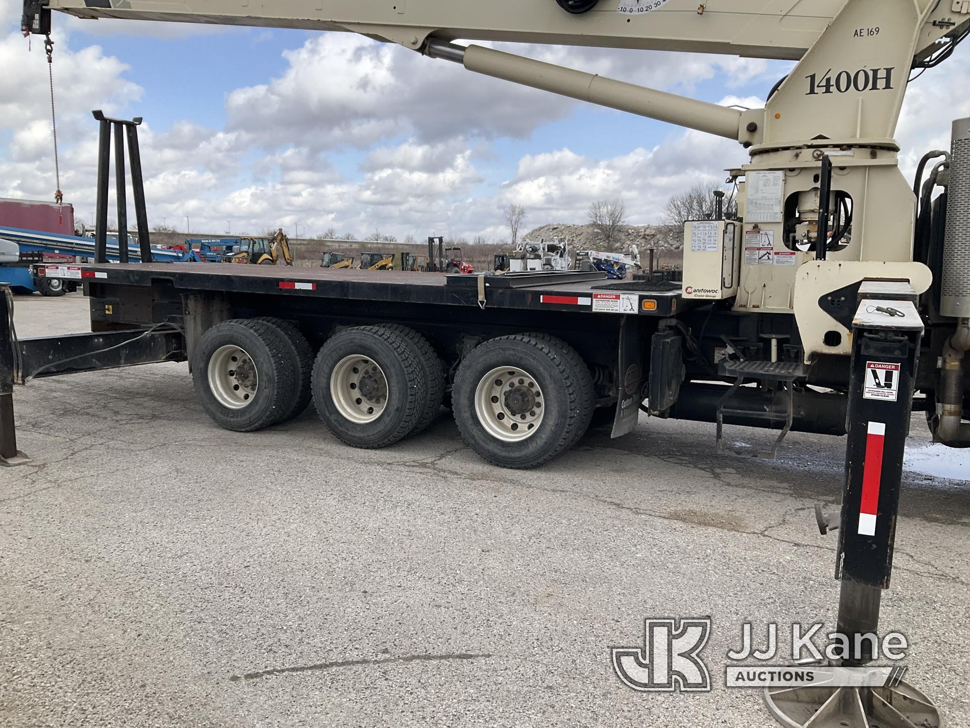 (Kansas City, MO) National 1400H, Hydraulic Truck Crane mounted behind cab on 2007 Sterling LT7500 T