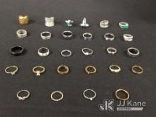 (Jurupa Valley, CA) Rings | possibly costume jewelry | authenticity unknown (Used) NOTE: This unit i