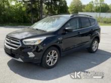 2017 Ford Escape 4x4 4-Door Sport Utility Vehicle Runs & Moves) (Body & Rust Damage