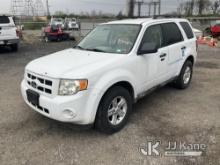 2010 Ford Escape Hybrid 4-Door Sport Utility Vehicle Runs & Moves, Body & Rust Damage, Low Fuel