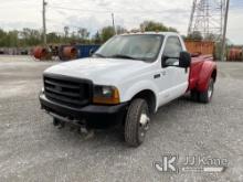 2001 Ford F350 4x4 Dual Wheel Pickup Truck Runs & Moves) (BED OF TRUCK NOT BOLTED DOWN