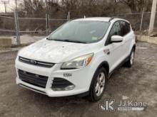 2015 Ford Escape 4x4 4-Door Sport Utility Vehicle Runs & Moves, Body & Rust Damage, Check Engine Lig