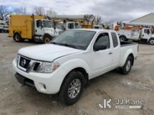2017 Nissan Frontier 4x4 Extended-Cab Pickup Truck Runs & Moves) (Paint Damage