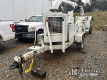 2014 Bandit 200+XP Chipper (12in Disc) Runs, Chipper Does Not Operate Condition Unknown, Rust & Body
