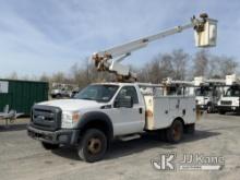 Altec AT200A, Telescopic Non-Insulated Bucket Truck mounted on 2014 Ford F450 Service Truck Runs, Mo