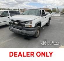 2005 Chevrolet Silverado 2500HD Pickup Truck Runs, Must Be Towed, Front End Is Wrecked