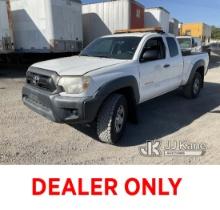2013 Toyota Tacoma 4x4 Extended-Cab Pickup Truck Runs, Moves, ABS Light Is On, Paint Damage