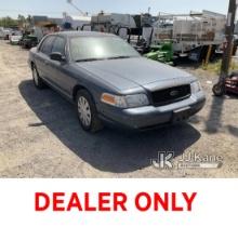 2008 Ford Crown Victoria 4-Door Sedan Starts With Jump, Missing Catalytic Converter, Missing Battery