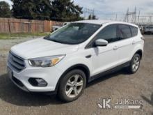 2017 Ford Escape 4x4 4-Door Sport Utility Vehicle Runs & Moves)(Jump To Start