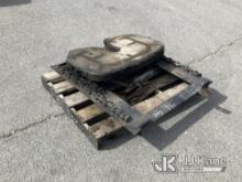 Fifth Wheel Slider Hitch (Worn) NOTE: This unit is being sold AS IS/WHERE IS via Timed Auction and i