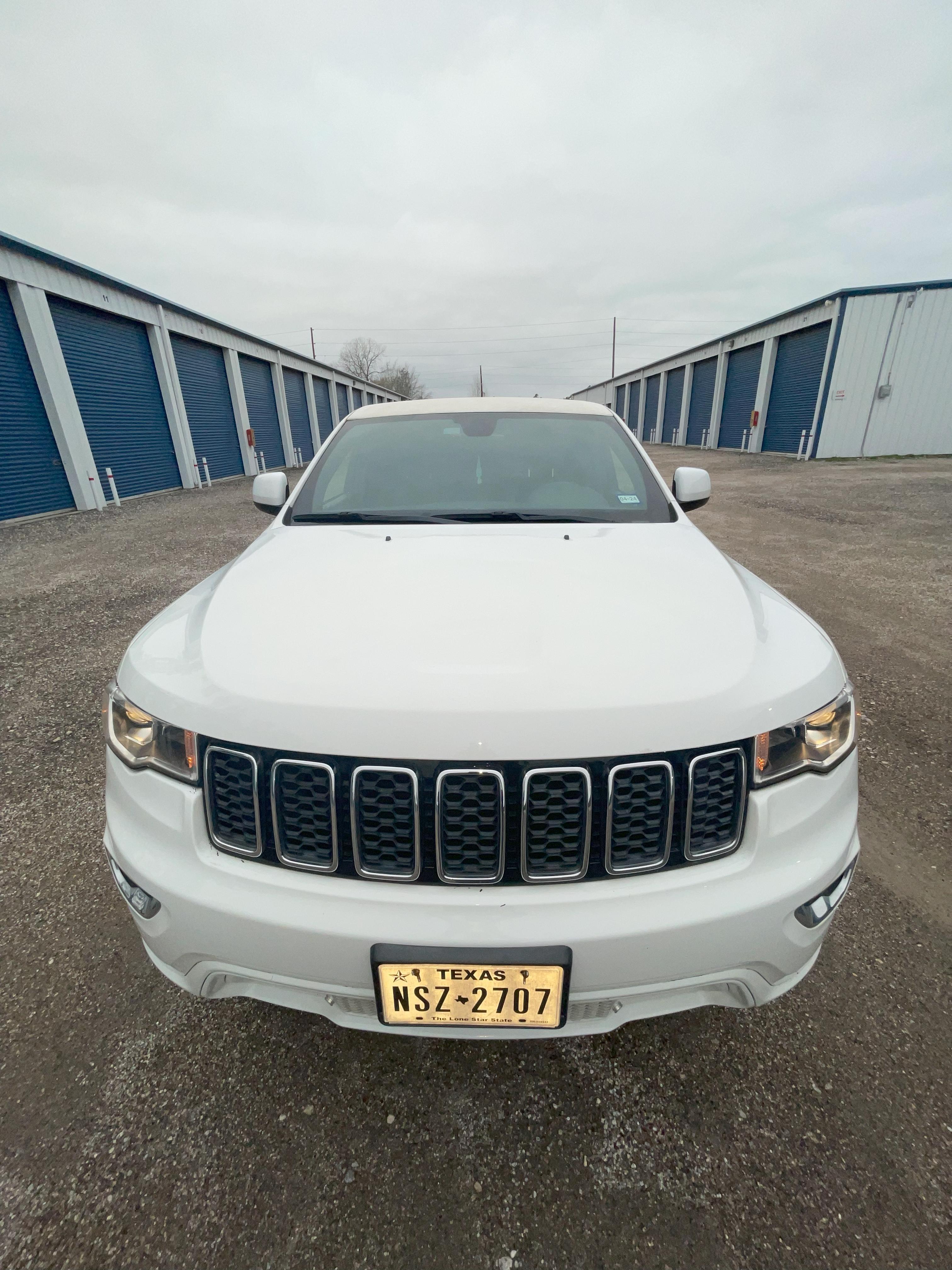 LOCATION PORTER, TX; 2017 Fiat Chrysler Auto Jeep Cherokee 5-Door Limousine, VIN# 1C4RJFAG5HC683939,