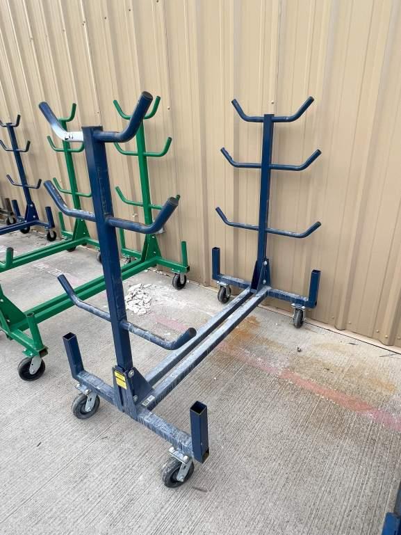 58”X33”X60” ROLLING PIPE CART