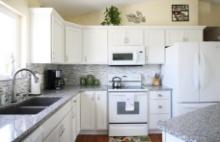 10'X'10' COMPLETE KITCHEN CABINETS