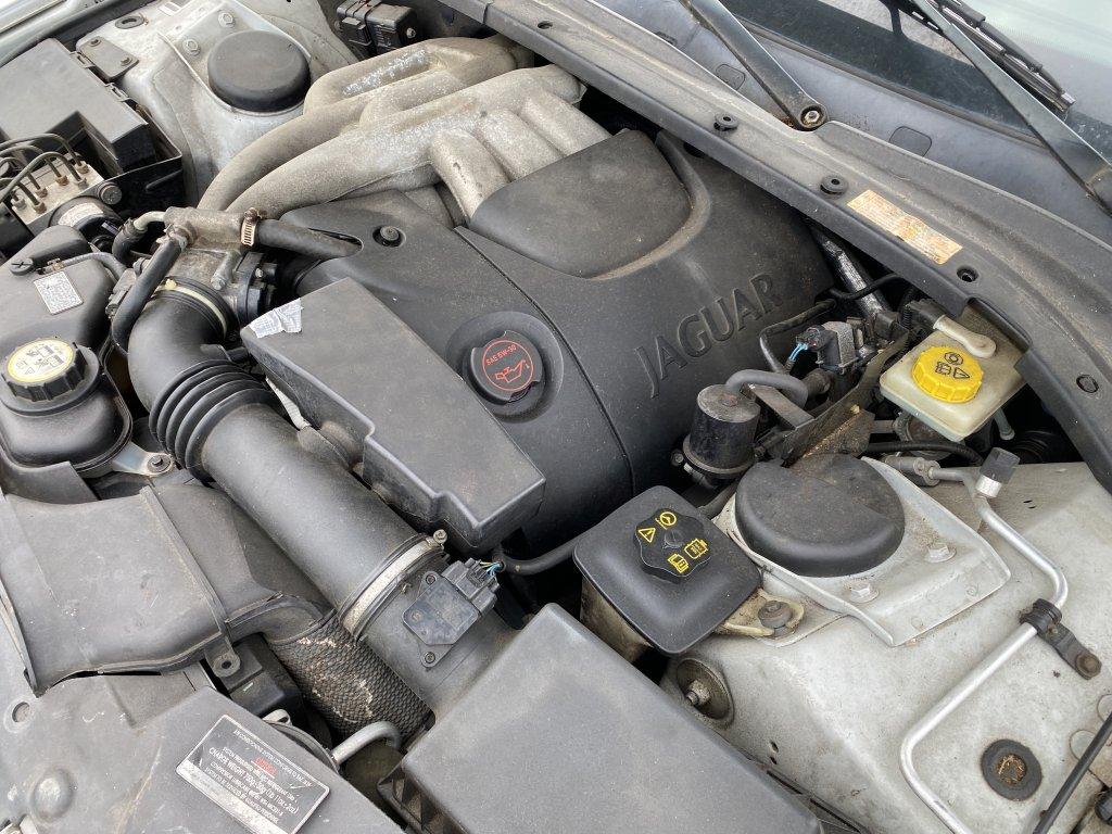 2002 JAGUAR S-TYPE, 4-DOOR SEDAN, 3.0L V6 GAS ENGINE, AUTO TRANS, PW, PL, PM, AM/FM-CD, SUN ROOF, CR
