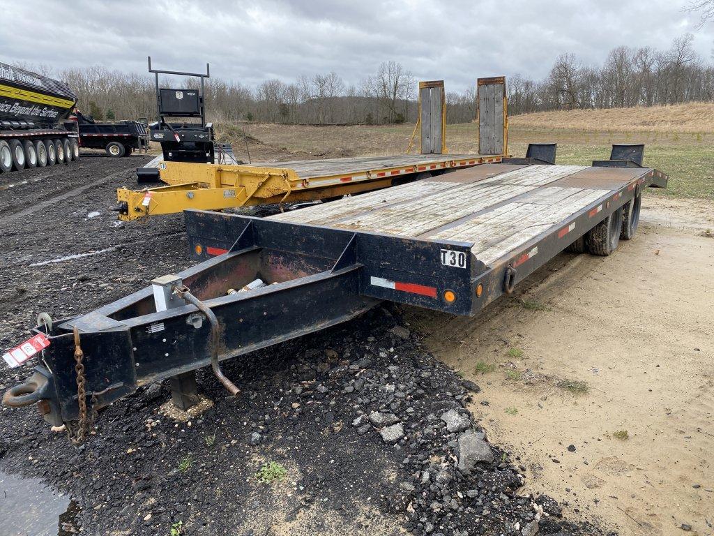 1994 EAGER BEAVER TANDEM AXLE EQUIPMENT TRAILER, TANDEM DUALS, RAMPS, PINTLE HITCH, ELECTRIC BRAKES,