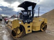 2012 CAT CB434D VIBRATORY SMOOTH DRUM ROLLER, CAT DIESEL, 59'' DRUM, WATER TANKS, 3059 HOURS SHOWING, S/N: CATCB434JCNH01193
