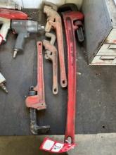 PIPE WRENCHES (4)