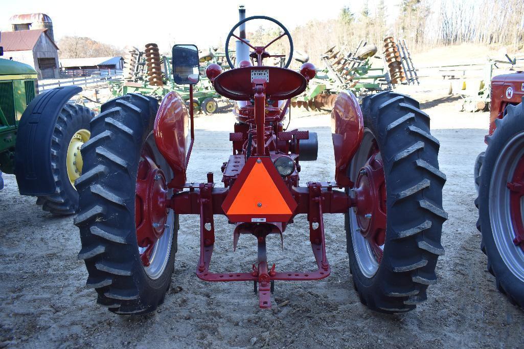 IHC Farmall H tractor