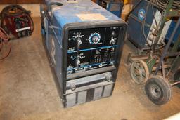 Miller Bobcat 225NT gas powered welder/generator