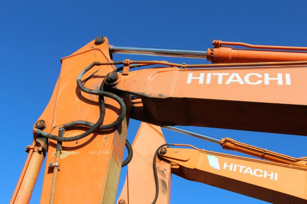 Hitachi EX200LC excavator